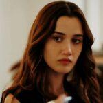 Arafta (Bound By Fate) is the 2025–2026 Turkish series everyone is talking about. Follow Mercan and Ateş as their arranged marriage turns into a tangled story of love, revenge, and family secrets. With new episodes released every three days, here’s everything you need to know about the Arafta series, the episode schedule, and where to watch with English subtitles.