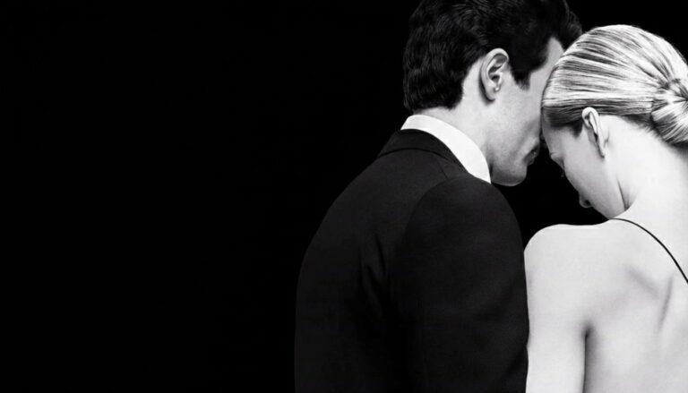 Paul Anthony Kelly and Sarah Pidgeon as JFK Jr. and Carolyn Bessette in the FX series Love Story